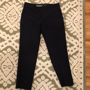 Banana Republic Avery crop black Sz 4